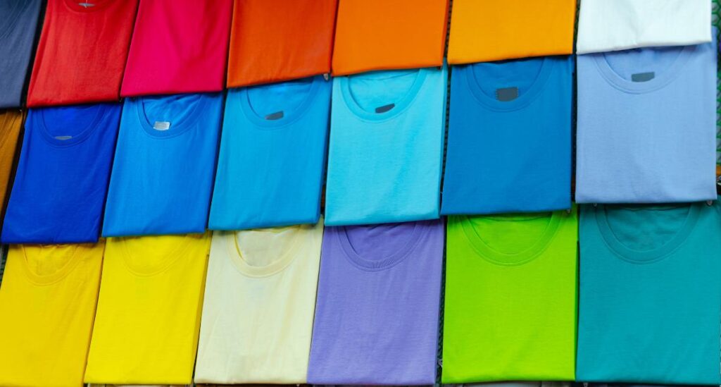 เทรนด์ สีเสื้อมงคลปี 2568